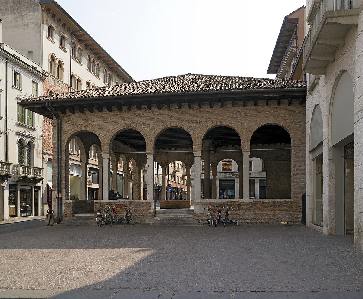 🏛️ 기사들의 로지아(로지아 데이 카발리에리)